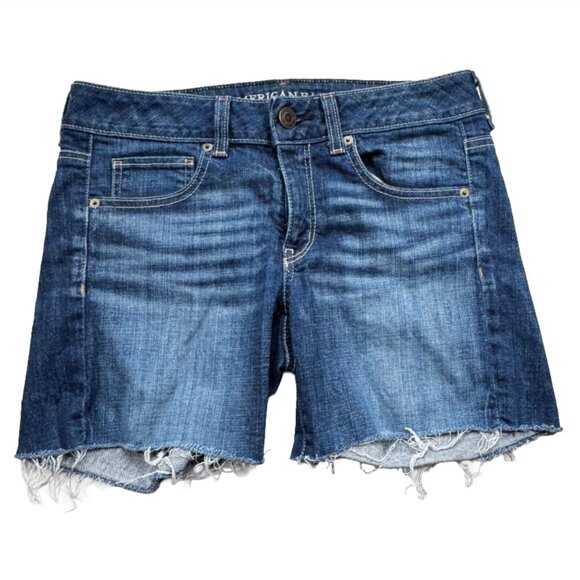 American Eagle Stretch Medium Wash Frayed Distressed Jean Short - Picture 1 of 4